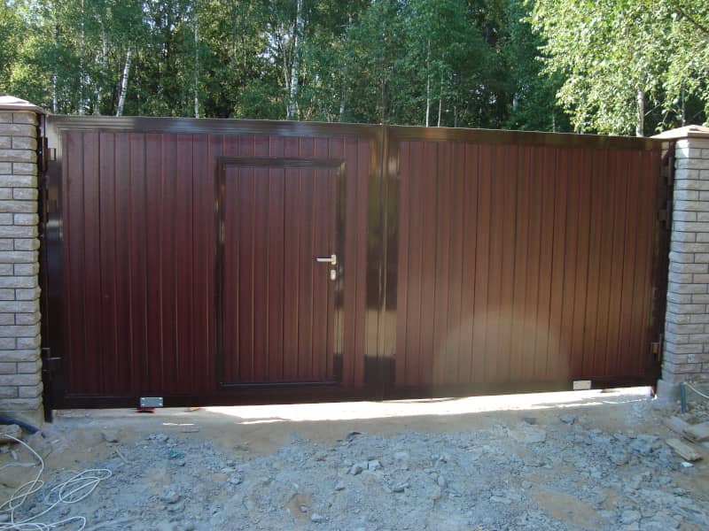 Уличные ворота DoorHan в Пензе с установкой