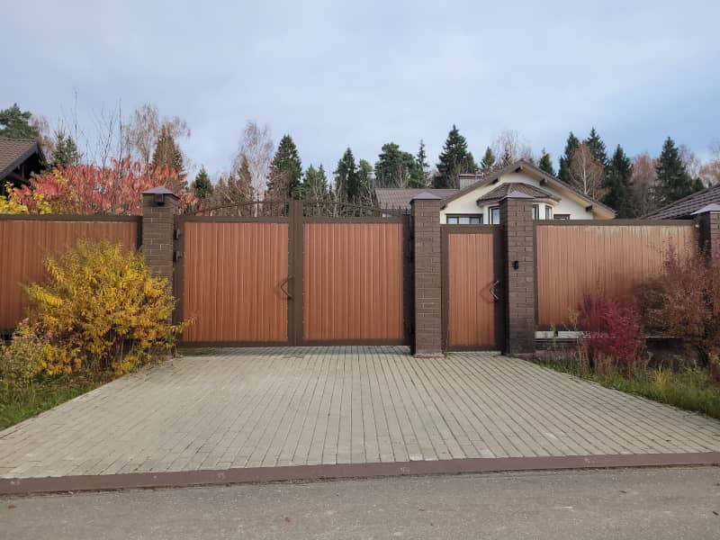 Уличные ворота DoorHan в Пензе с установкой