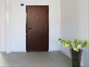 Предлагаем входные железные двери в квартиру DoorHan ЭКО 980х2050 в Пензе по выгодной цене